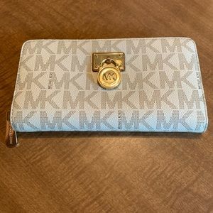 Michael Kors zip around wallet
